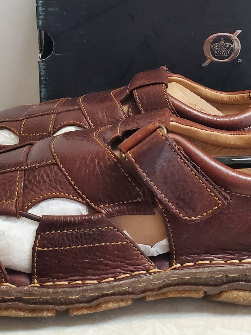 Born Men’s Brown Leather Calbot Fisherman Sandals
